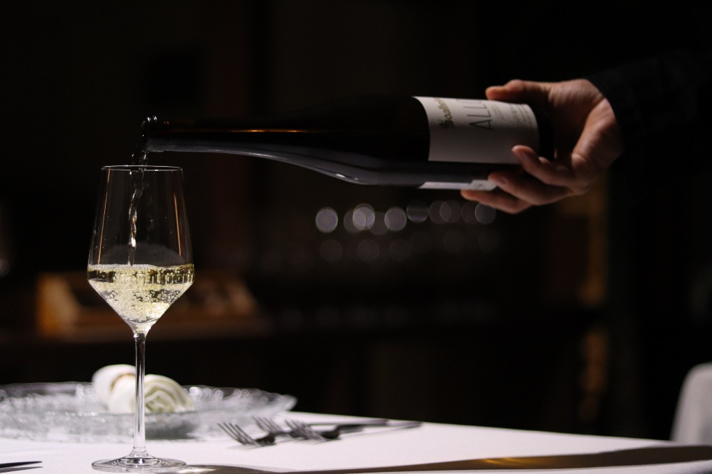 「ラ アルジョンテ」は名古屋栄のランチ・ディナーにぴったりな隠れ家フレンチレストランです。