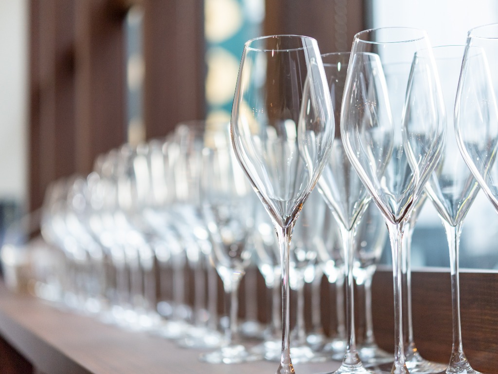 「ラ アルジョンテ」は名古屋栄のランチ・ディナーにぴったりな隠れ家フレンチレストランです。